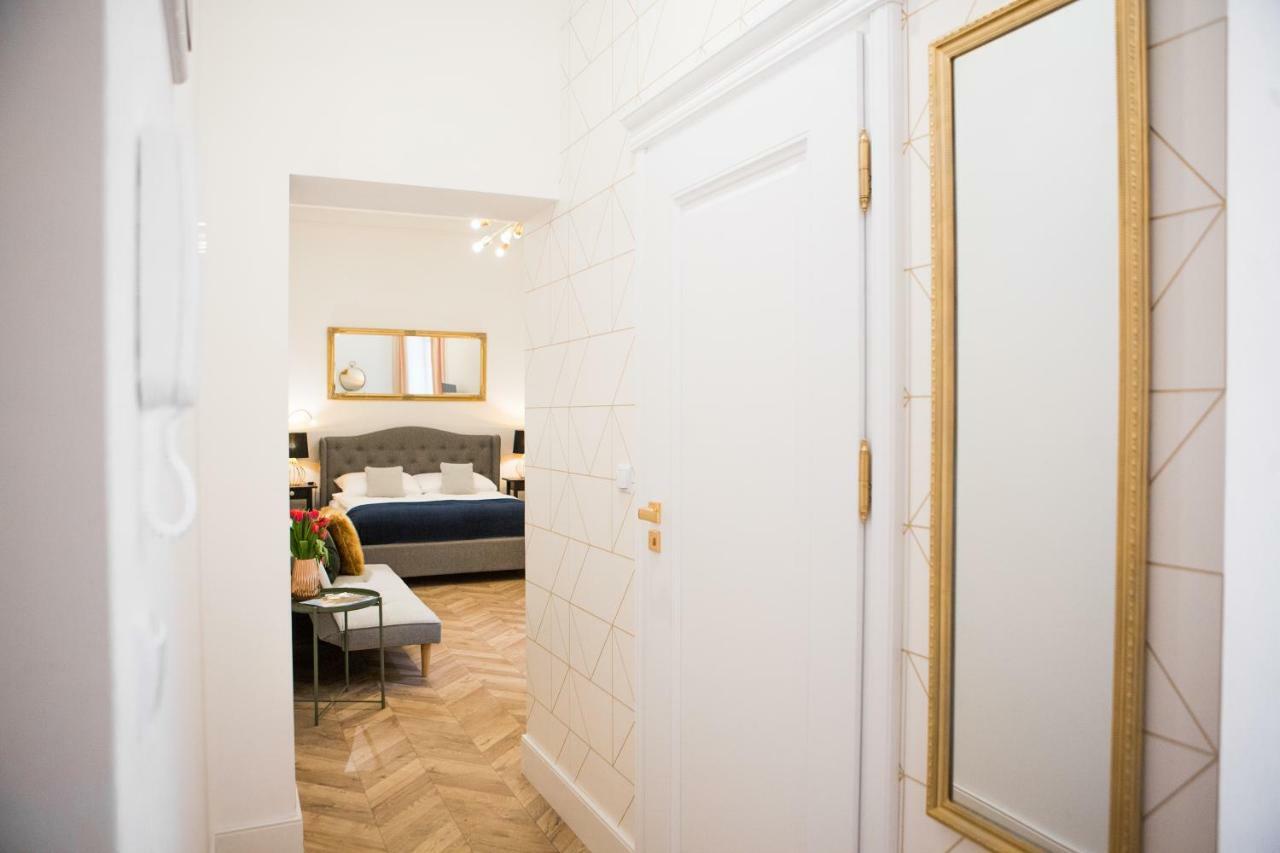 Gold Apartment Bydgoszcz Buitenkant foto