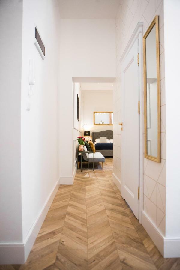 Gold Apartment Bydgoszcz Buitenkant foto